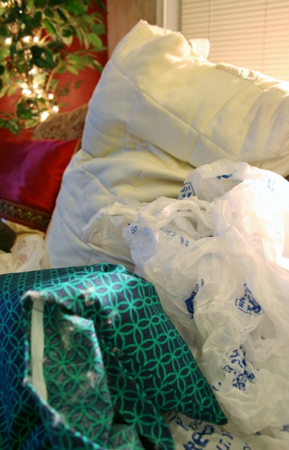 making-pillows-with-plastic-bag-stuffing
